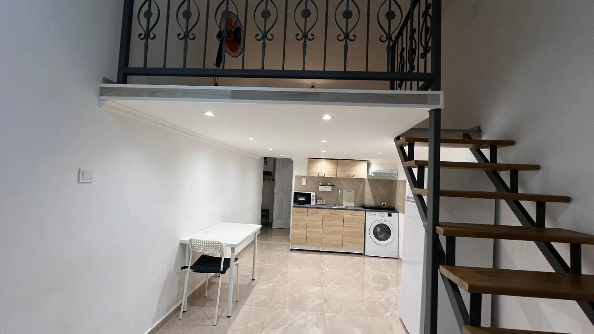 Bella Studio - A Cozy Studio In The City Center Budapest