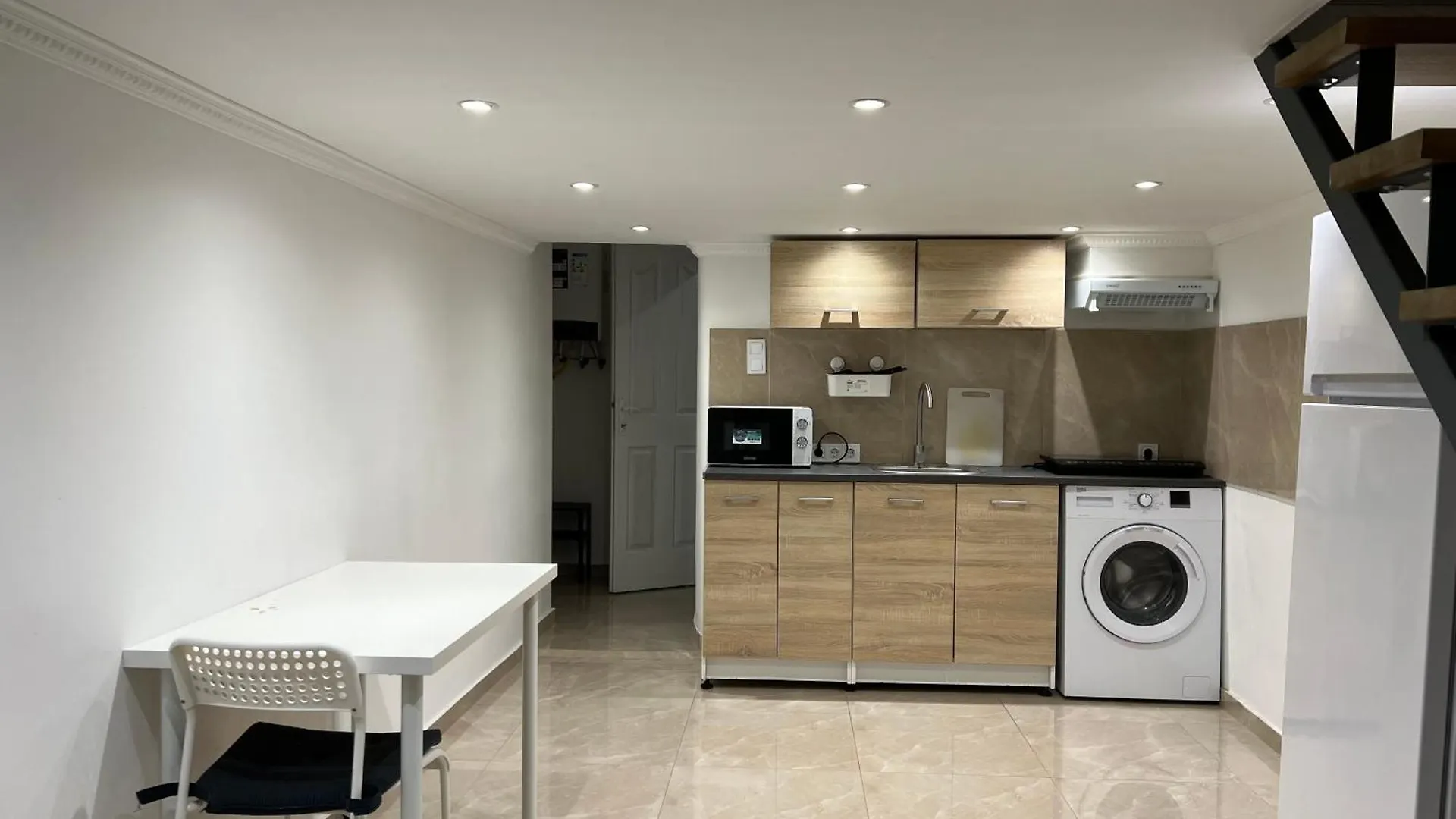 Apartment Bella Studio - A Cozy Studio In The City Center Budapest